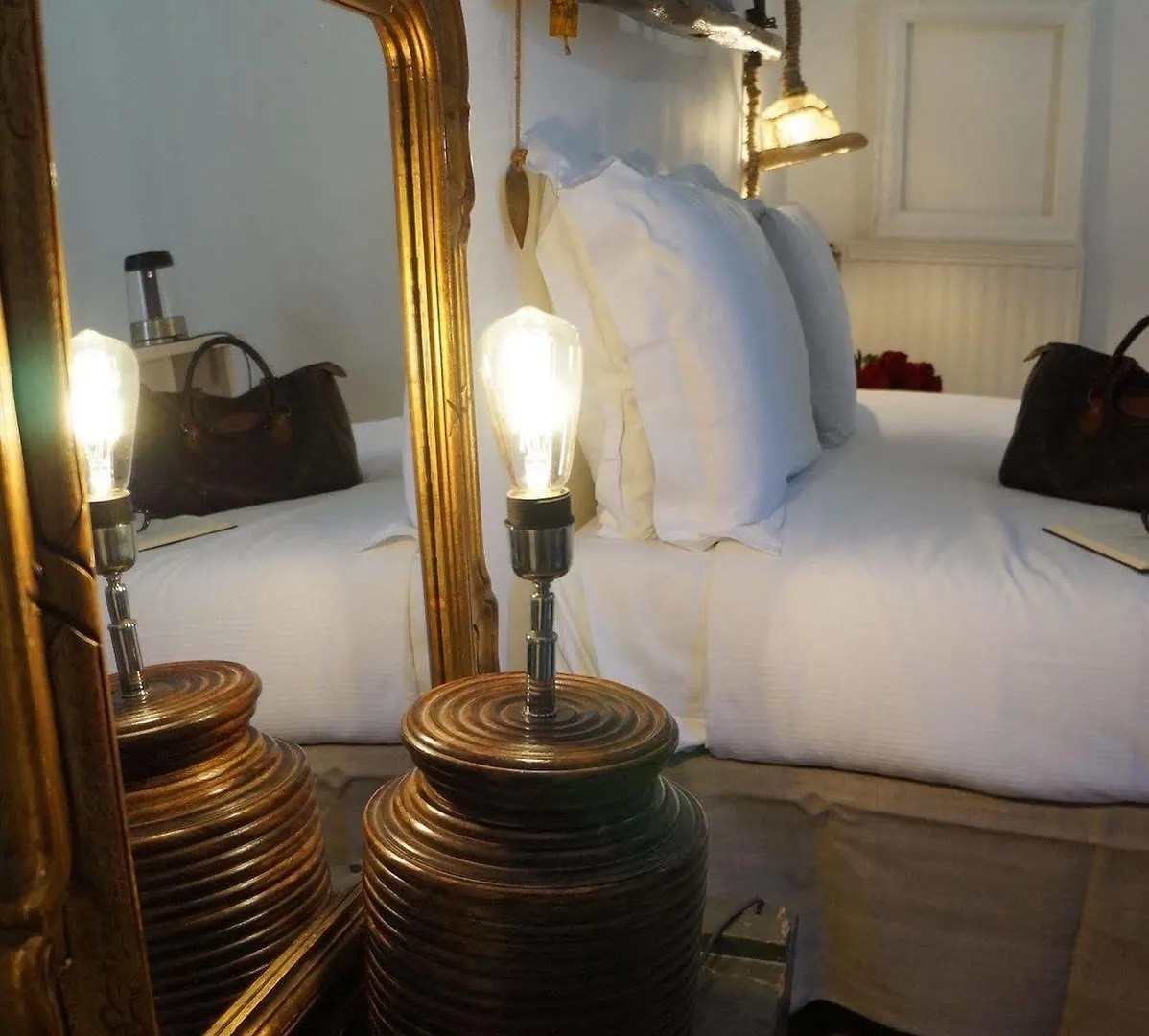 Jacuzzi Rooms Rome 2*,